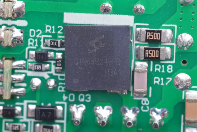 9710fefe1f11c9371508905ee14049a8