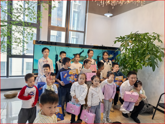 a35eb62c-98f6-4d98-bb2c-665aad65ef82